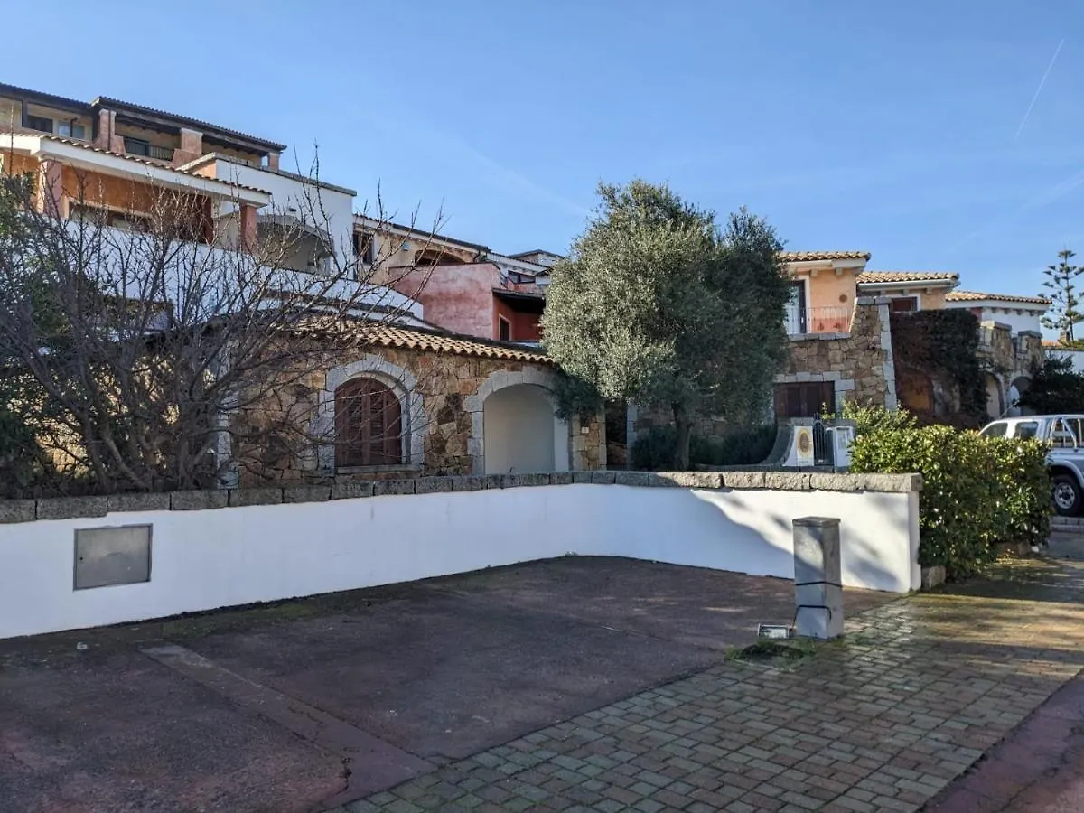 Aparthotel Residenze Il Girasole Golfo Aranci