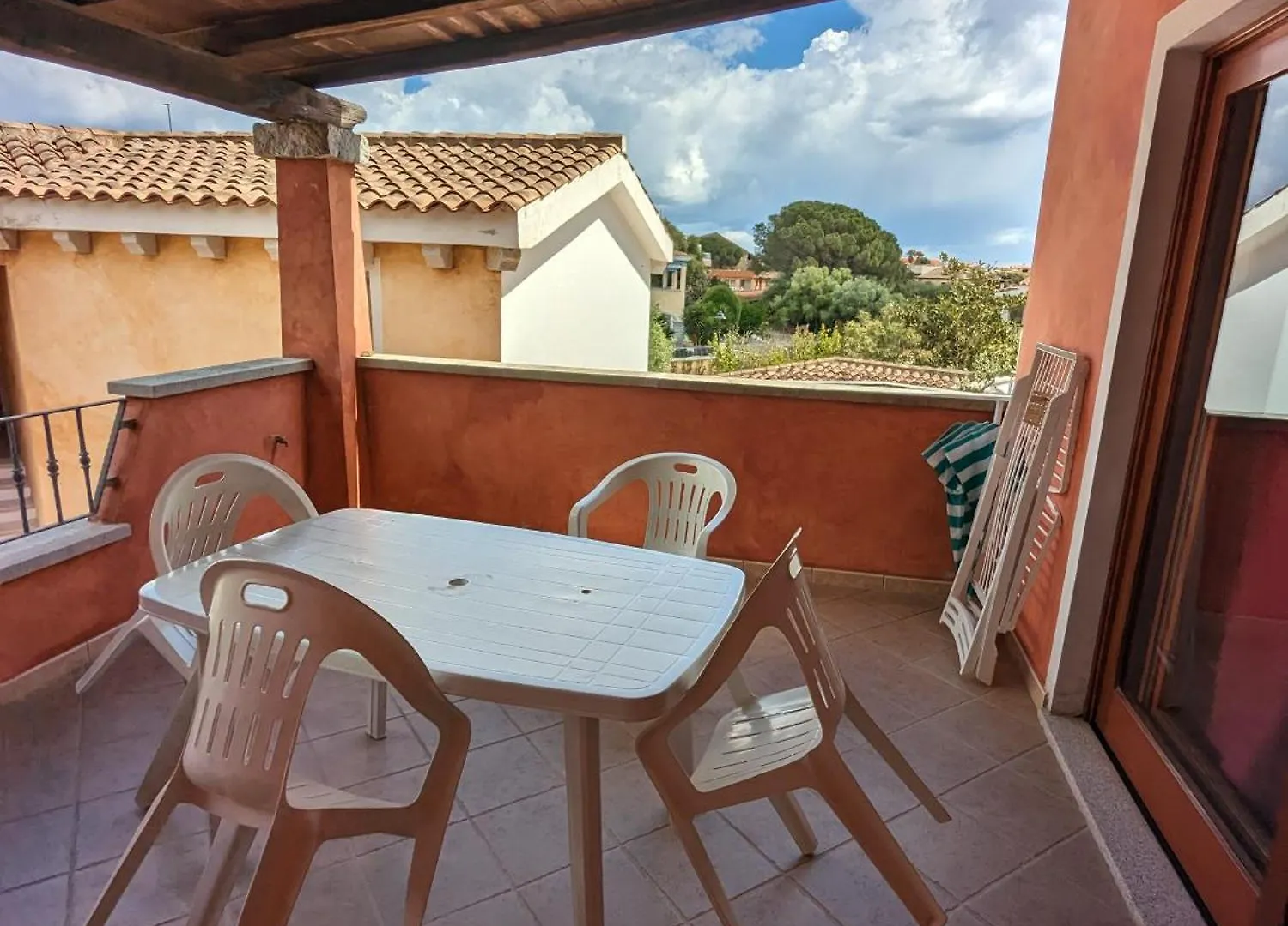 Aparthotel Residenze Il Girasole Golfo Aranci